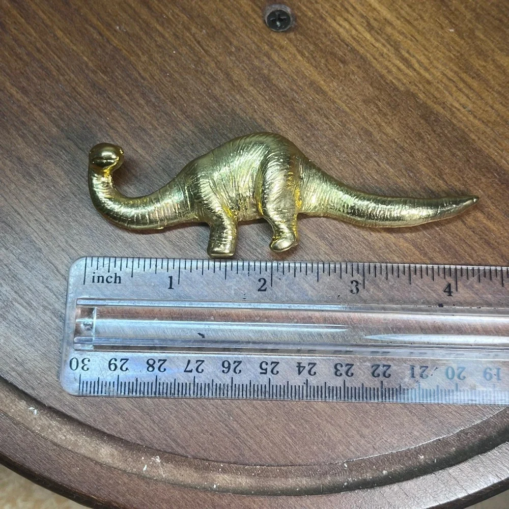Vtg Gold Tone Dinosaur Brooch Brachiosaurus Apatosaurus Pin Made in USA 3.5